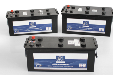 Foto Baterías de arranque de alto rendimiento para vehículos. DT Spare Parts amplía su gama de producto.